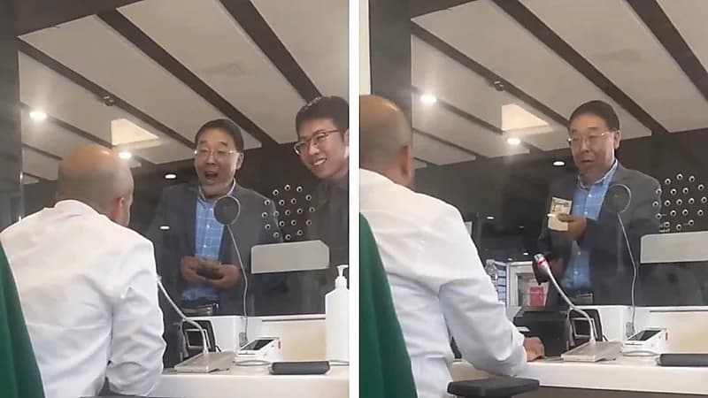 صينيان يتفاجآن بموظف سعودي يتقن لغتهما في مترو الرياض .. فيديو