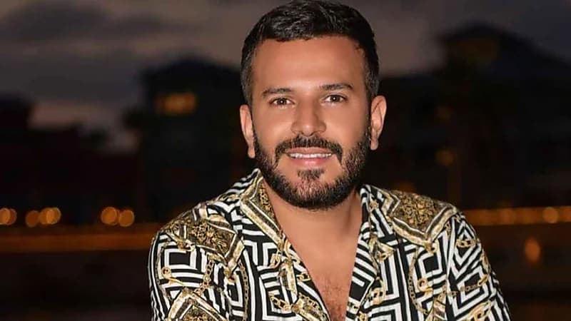 إعلامية تطالب بتشريح جثمان صبحي عطري