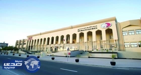 مقيم عربي يقضم أذن مدير انتقاما لزوجته