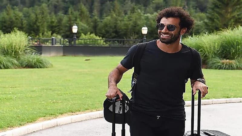 محمد صلاح عن بداياته: كدت أنام في المقابر