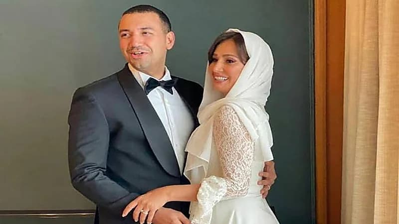 ردة فعل حلا شيحة على متابعة انتقدتها وزوجها بشدة