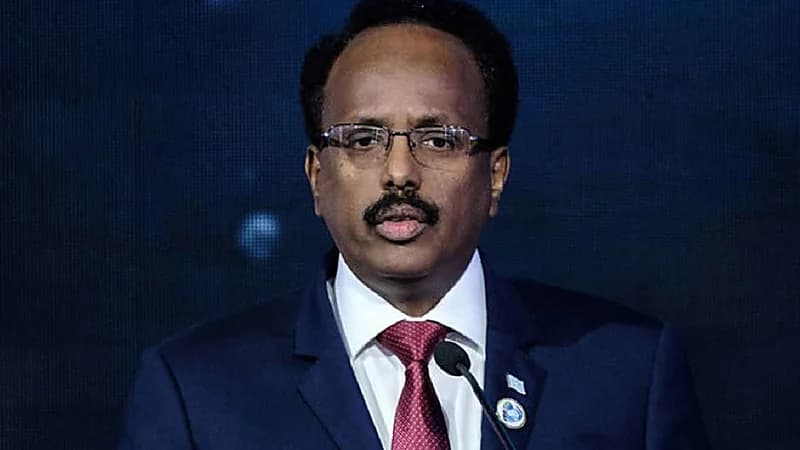 رئيس الصومال يعلق مهام رئيس الوزراء بسبب قضايا فساد