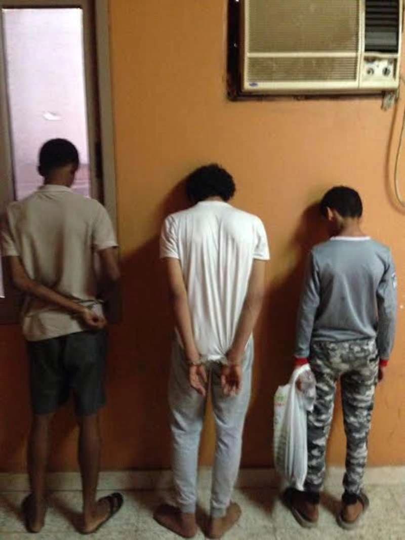 ضبط عصابة يمنية لسرقة السيارات في "جدة "