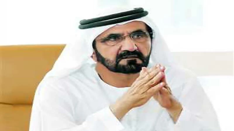 تعليق محمد بن راشد على تصرف موظف في محطة مترو بدبي مع امرأة نسيت حافظة نقودها