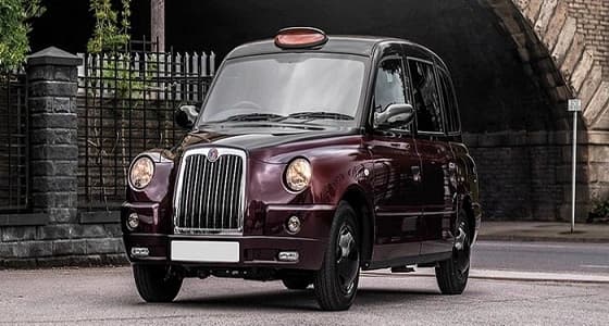 بالصور.. الكشف عن تاكسي لندن TX4 الخاص بلمسات خان