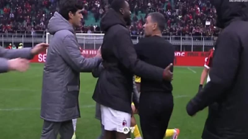 اشتباك بين مدرب ميلان وقائد فريقه بالدوري الإيطالي .. فيديو