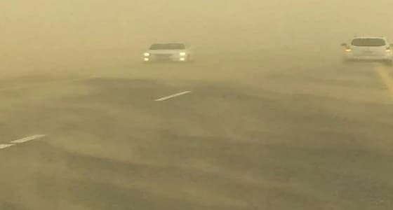 تصادم 14 سيارة إثر انعدام الرؤية بالطائف