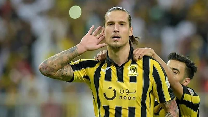 الاتحاد مطالب بـ 70 مليون ريال لبريجوفيتش وسانوغو