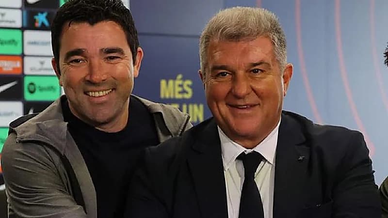 حقيقة حدوث مشادة جسدية بين ديكو وتشافي 