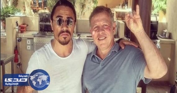 بالصورة.. ملك الأردن يٌقلد حركة الطاهي التركي " حبيب الملح "