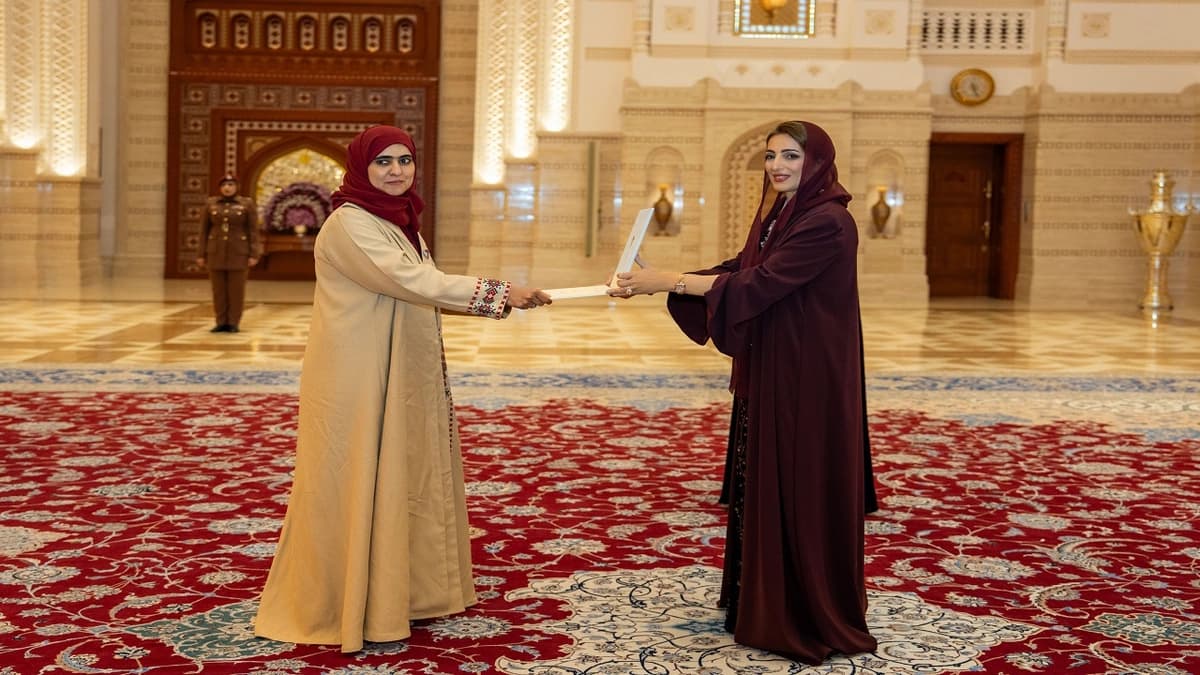 السيدة الجليلة عهد البوسعيدية تكرم نخبة من النساء العُمانيات في يوم المرأة.. فيديو