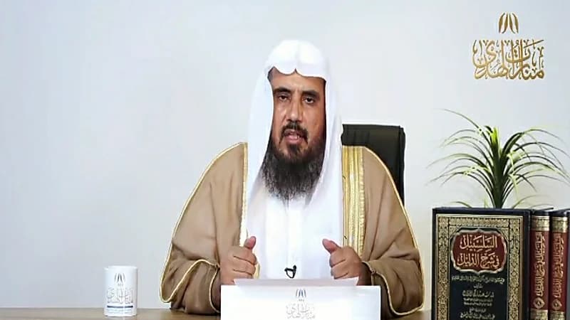 "الخثلان" يوضح حقيقة علاقة تجمع النمل في المنزل بالحسد