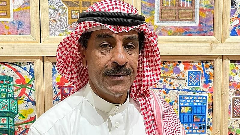 بالصور.. طبيب بيطري يتحول لفنان تشكيلي عالمي لرسم الخيول