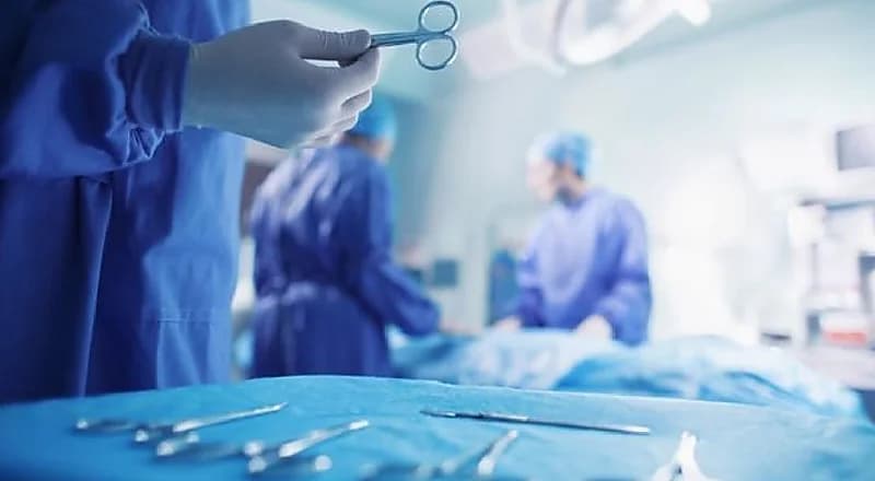 بالفيديو.. نجاح عملية نوعية لـ3 مرضى بالسمنة لأول مرة في المنطقة الشرقية