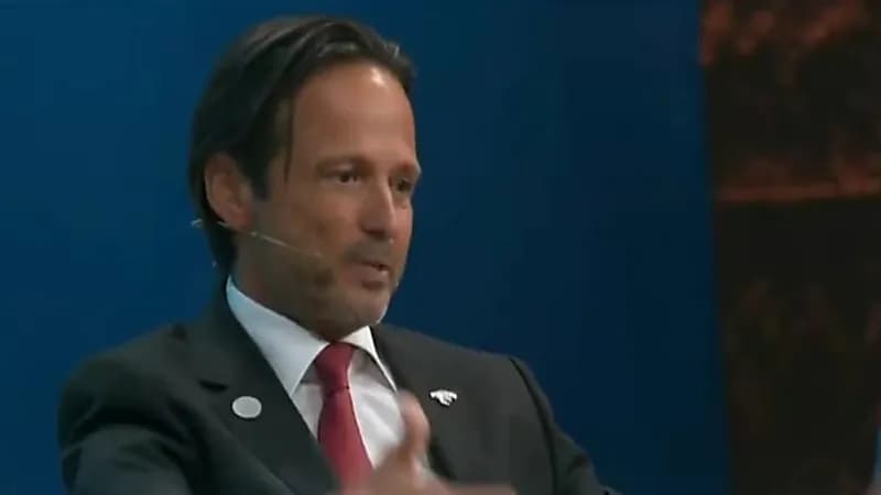 جون باجانو: الأعشاب البحرية تدعم 52% من المخلوقات البحرية (فيديو)