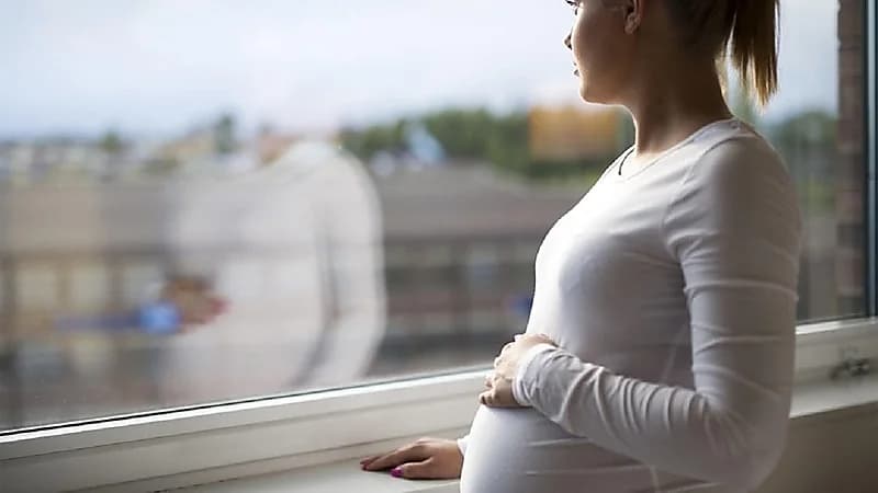 استشارية توضح أبرز أسباب تسمم الحمل