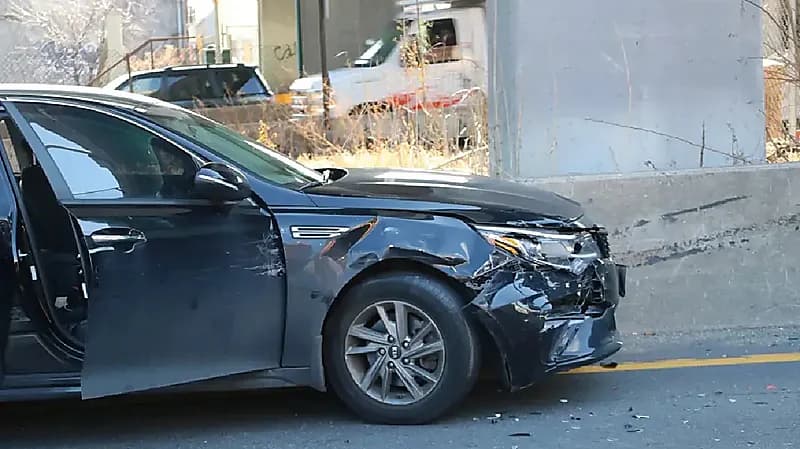 تحدي سرقة السيارات على تيك توك يتسبب بعشرات الوفيات