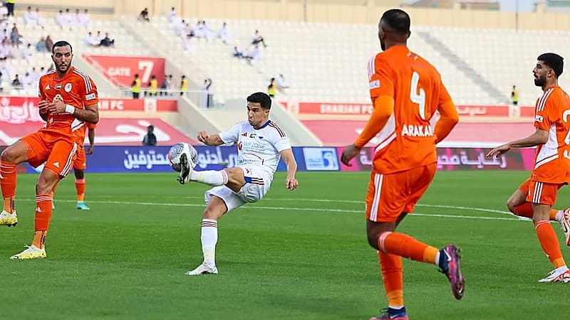 تأجيل ثلاث مباريات في الدوري الإماراتي لسوء الأحوال الجوية