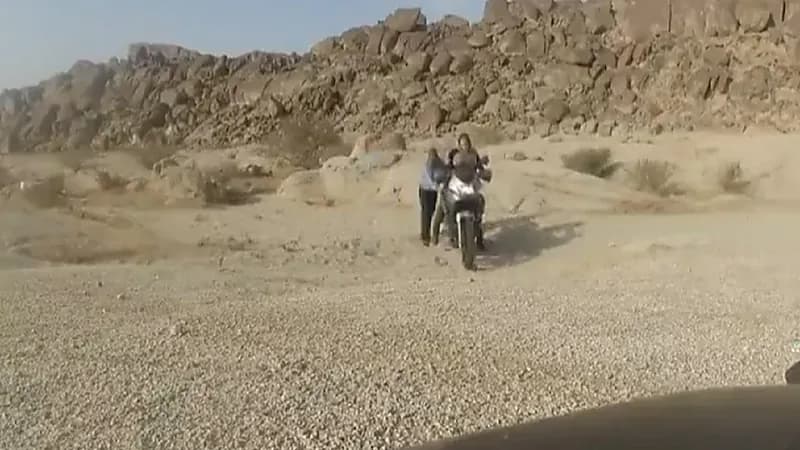 مواطنون يفزعون لمساعدة فتاة سويدية تائهة خلال رحلتها إلى جدة .. فيديو