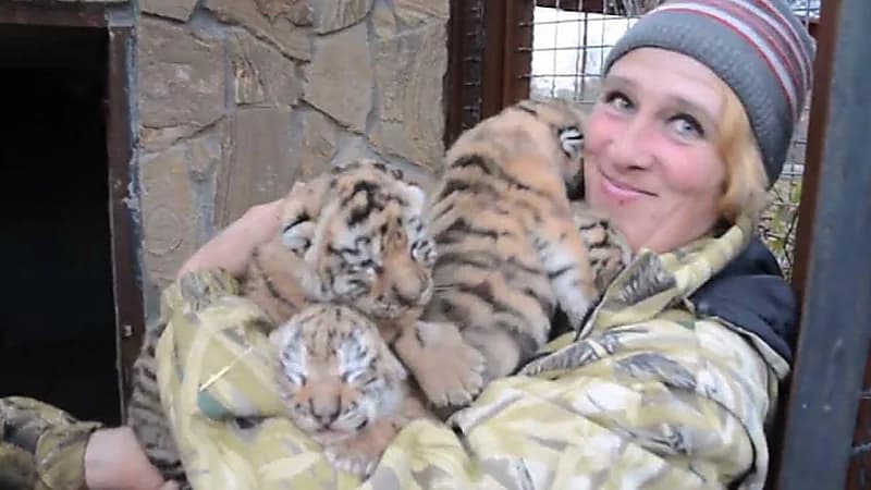 حارسة تفقد حياتها إثر هجوم أسود مروّع