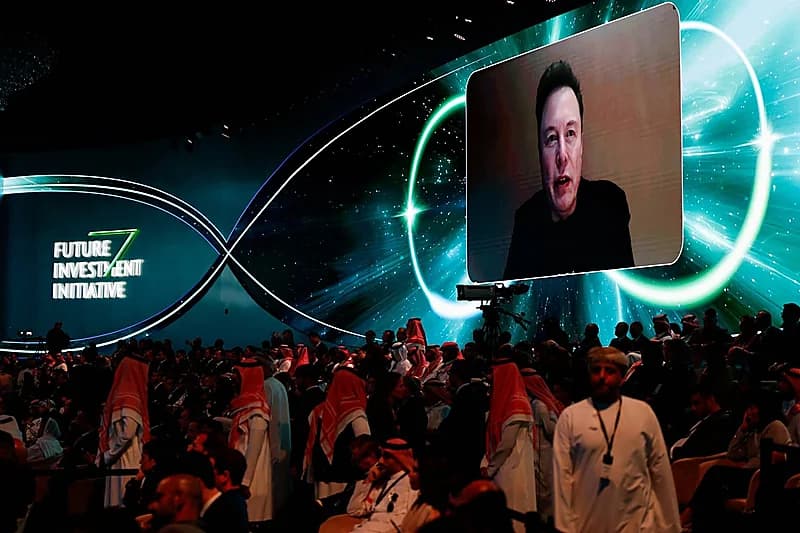 إيلون ماسك: بحلول عام  2040 ستتجاوز الروبوتات "المؤنسنة" عدد البشر