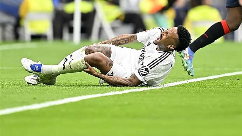 ريال مدريد يُعلن إصابة مدافعه بقطع في الرباط الصليبي