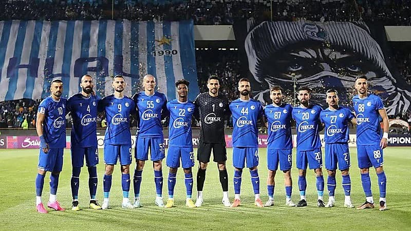 بعثة الاستقلال تصل الرياض استعدادًا لمواجهة النصر .. فيديو