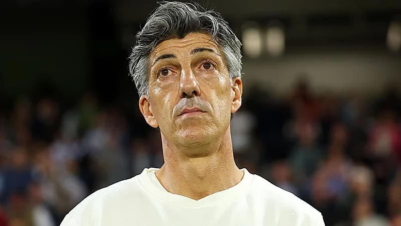 أندية روشن تفاوض المدرب ألغاوسيل