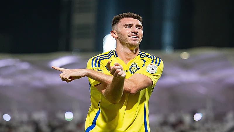 كواليس خلاف لابورت مع مدرب النصر