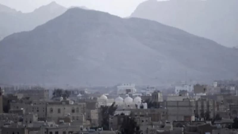 مضطرب نفسياً يرتكب مجزرة في مسجد ويقتل 12 شخصاً