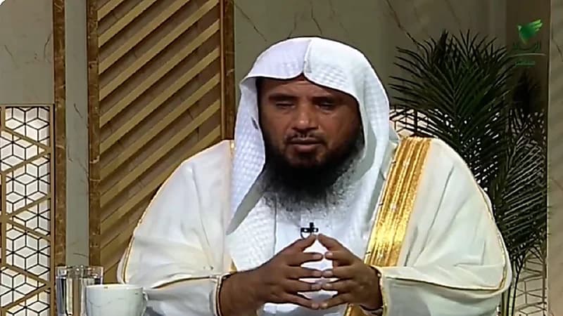 الخثلان يوضح كيفية صلة الأرحام إذا كانوا نصارى.. فيديو