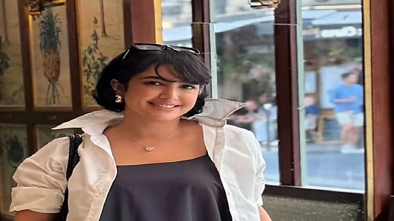 نجلاء الودعاني ترد على انتقادات رحلتها إلى باريس: يسقطون نقصهم علينا .. صور