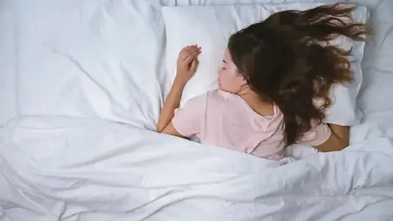 دراسات: النوم المفرط قد يرتبط بزيادة خطر الوفاة بنسبة تصل إلى 34%