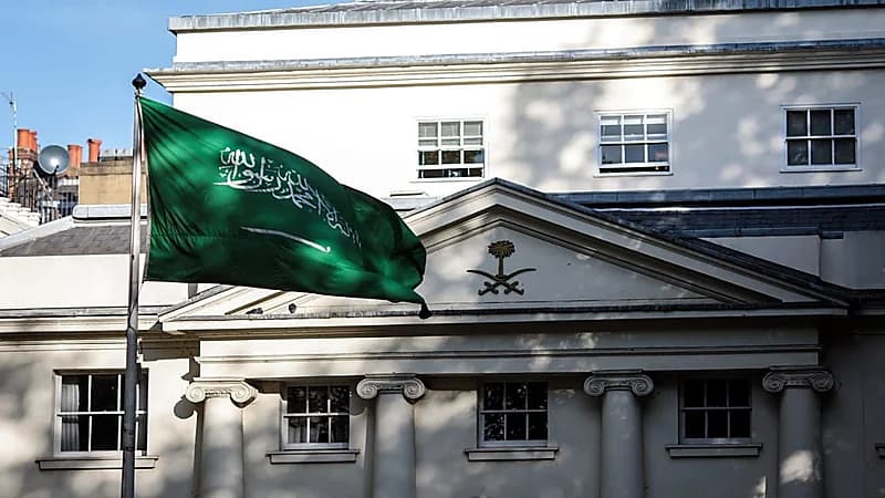 دكتور طلال المغربي: على الطلبة تجنب الغرباء واستخدام مواصلات آمنة ..فيديو