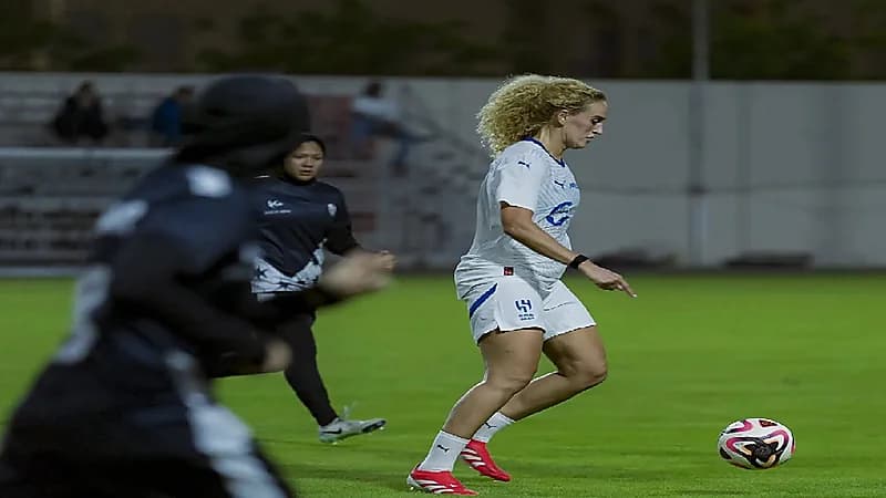 سيدات الهلال يتفوقن على نجمة جدة بسداسية