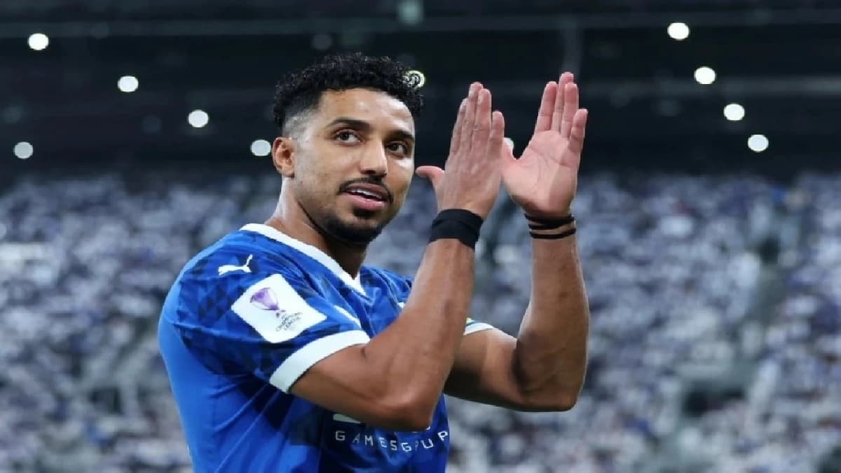 الدوسري يتصدر قائمة هدافي الهلال التاريخيين بدوري المحترفين
