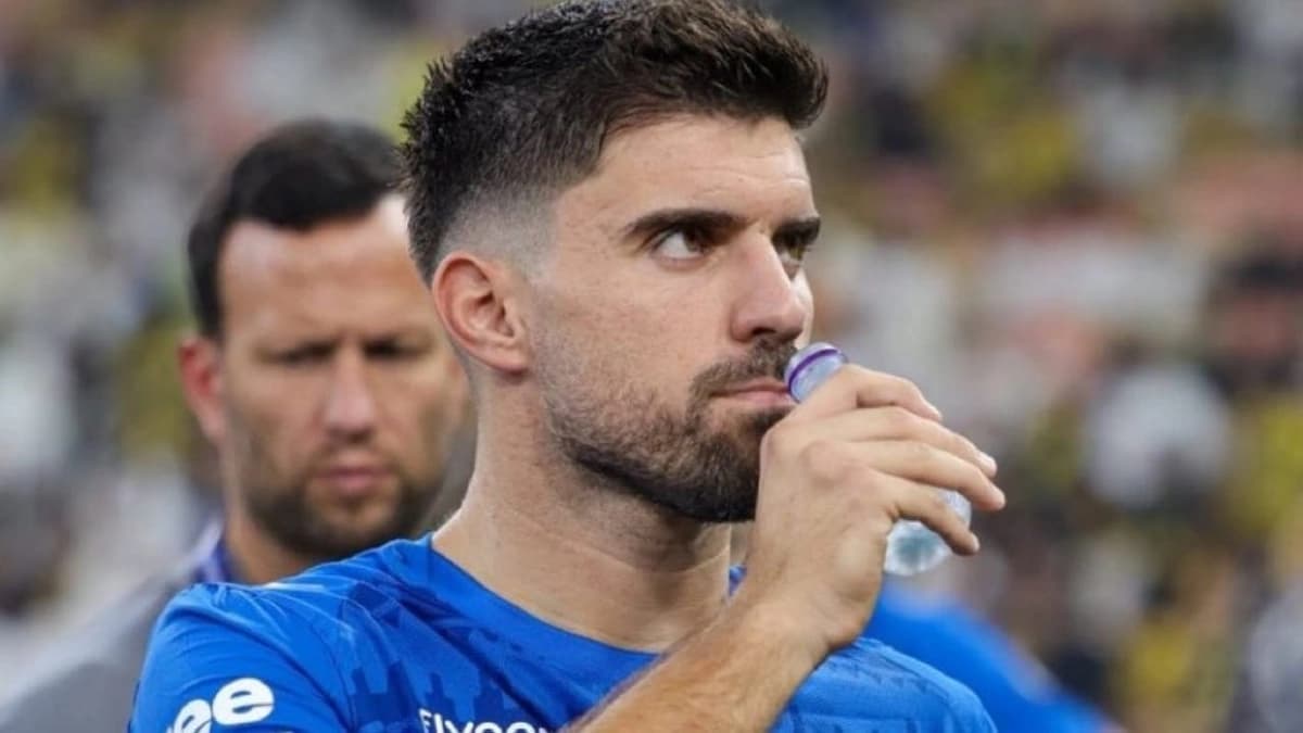 نيفيز عن هدفه العكسي: لم أتوقع أن بونو لن يتصدى للكرة