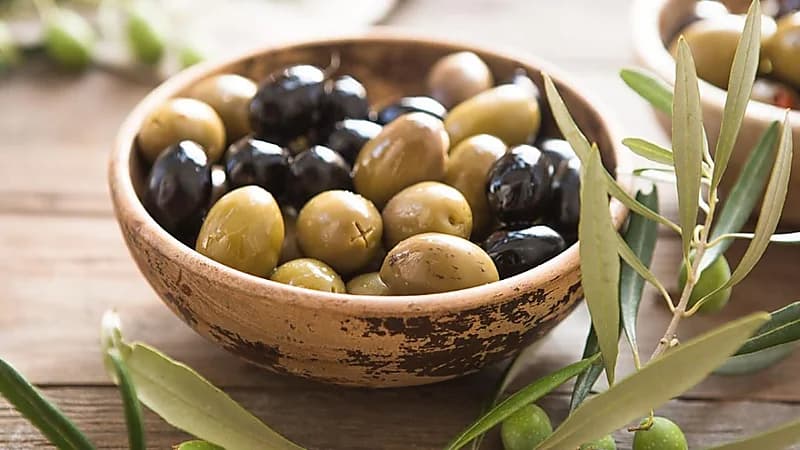 "الزيتون" يعزز صحة القلب ويحمي من الخرف