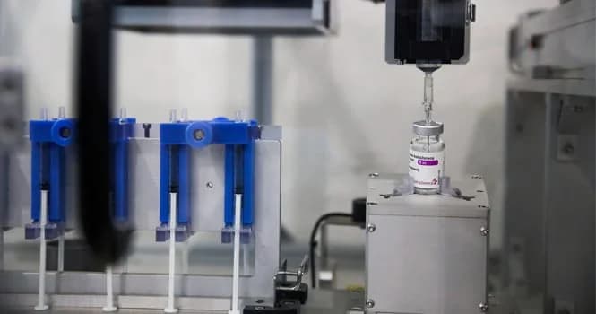 المملكة تعتزم تصنيع لقاحي "أسترازينيكا" و"فايزر" محلياً