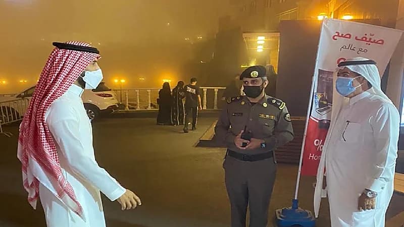 أمين عسير يوجه بمعاقبة مخالفي الإجراءات الاحترازية و إزالة عدة مواقع للباعة المخالفين