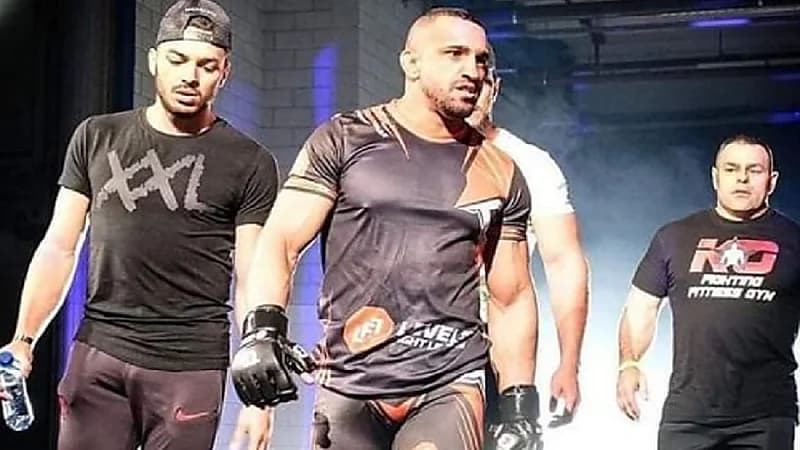 وفاة غامضة لبطل فنون قتالية مغربي