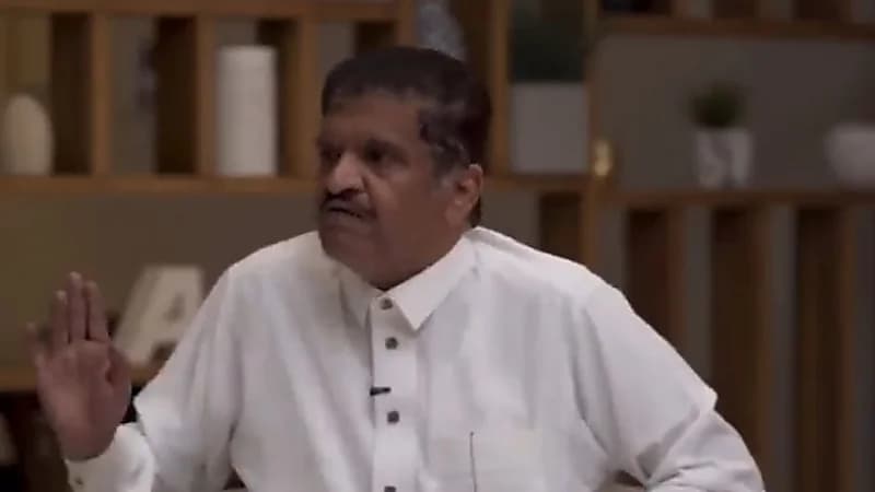 جستنيه: الإعلام النصراوي أسطورة في الكذب.. وعضو شرف: ألسنتهم تشترى بالفلوس (فيديو)