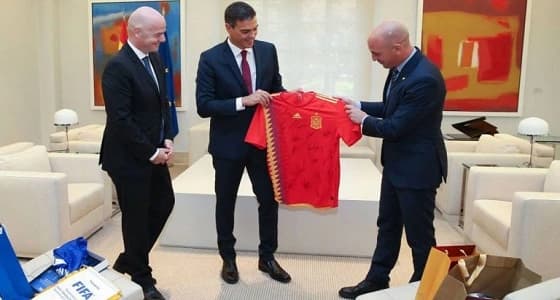 إسبانيا والبرتغال يقدمان عرضًا لتنظيم مونديال 2030.. والاتحاد الأوروبي في أزمة