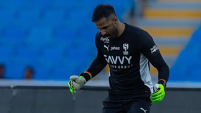 مقطع طريف للعويس خلال مباراة البكيرية .. فيديو