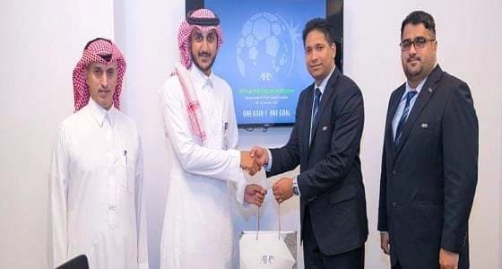 الاتحاد الآسيوي يناقش تطوير كرة الصالات مع القاسم