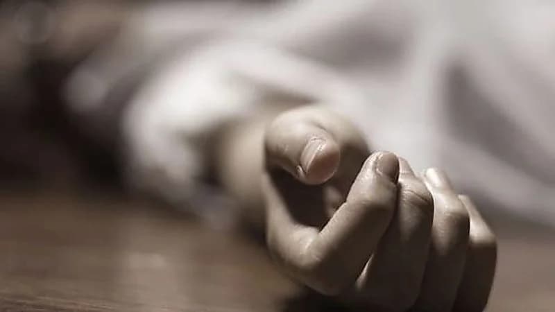 مغربي يـقـتـل والدته خنقًا ويسلم نفسه للشرطة