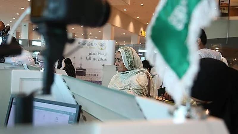 مبادرة طريق مكة تستمر في تقديم خدماتها لضيوف الرحمن من باكستان