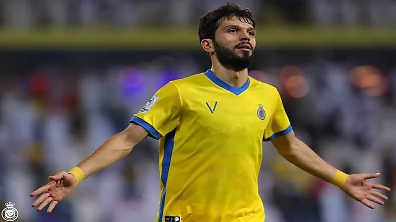 ماشاريبوف يقترب من الانتقال إلى الملاعب الإنجليزية